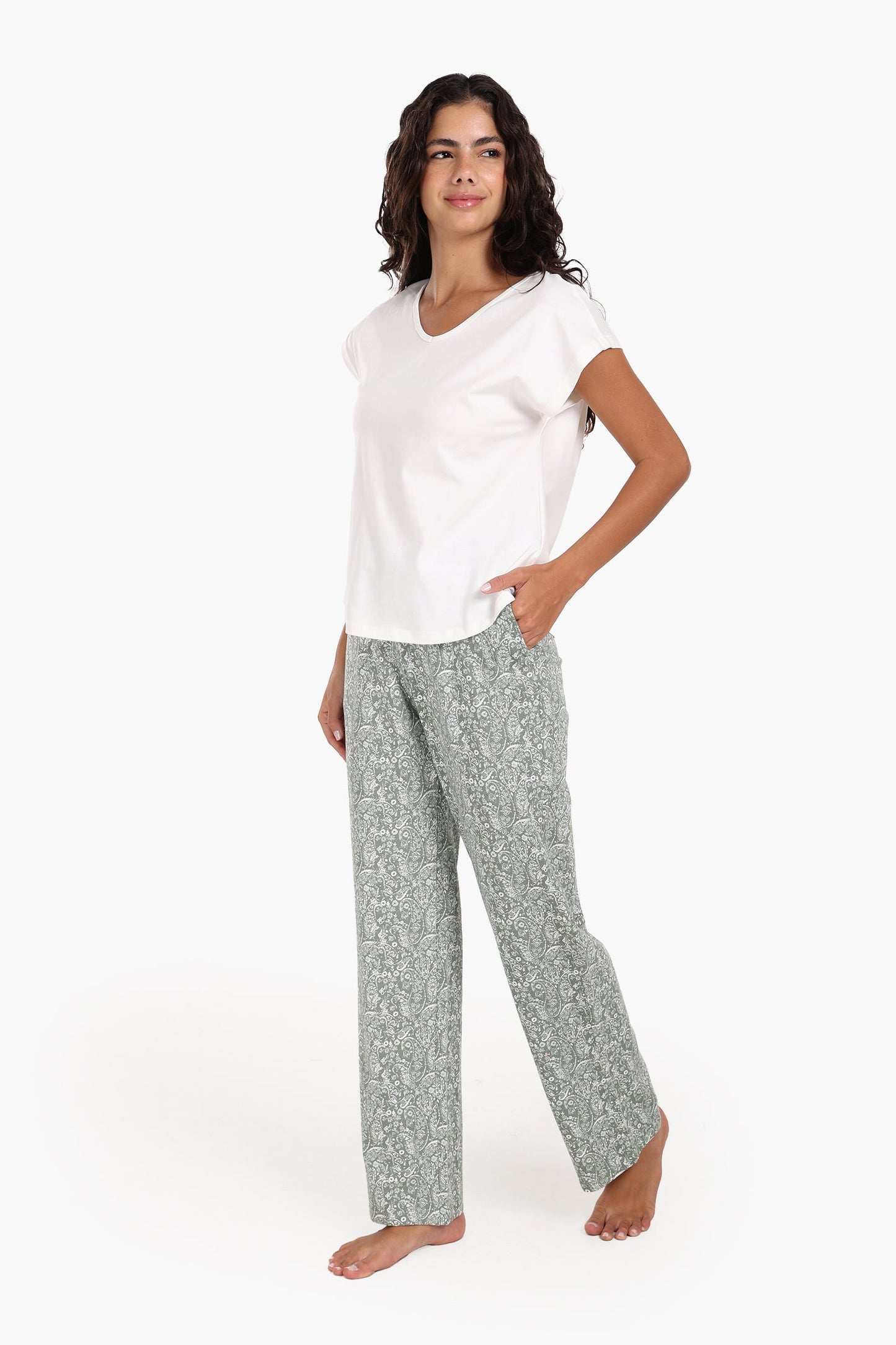 Pyjama Set with V-Back Tie