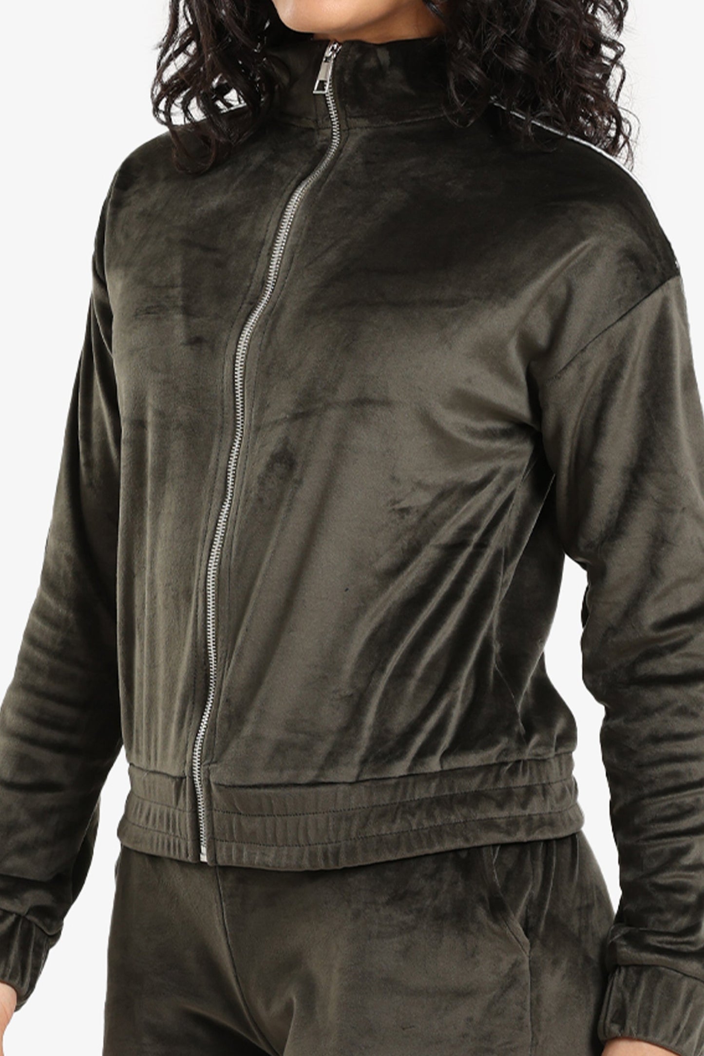 Velvet Straight-Cut Pyjama Set