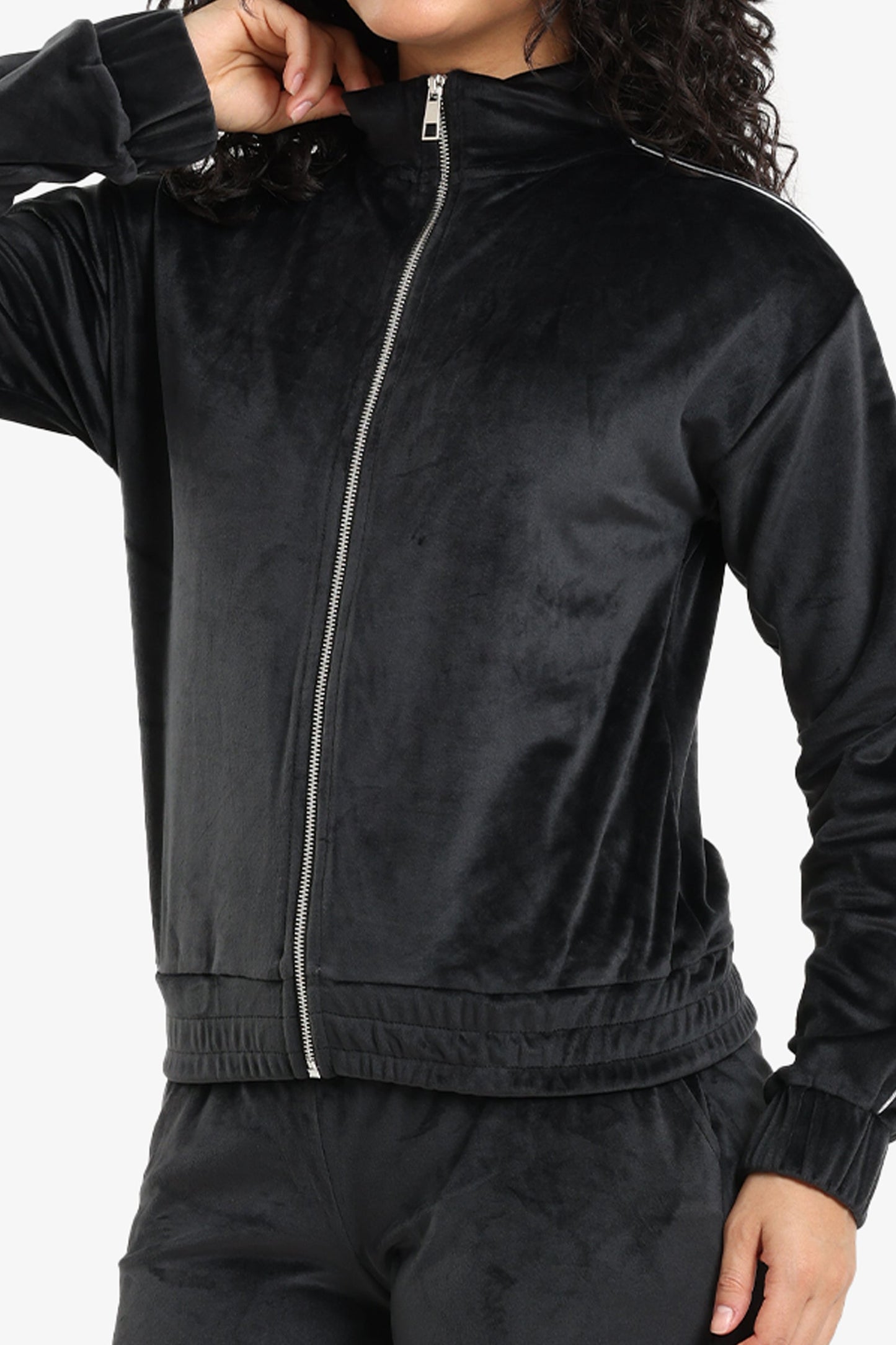 Velvet Straight-Cut Pyjama Set