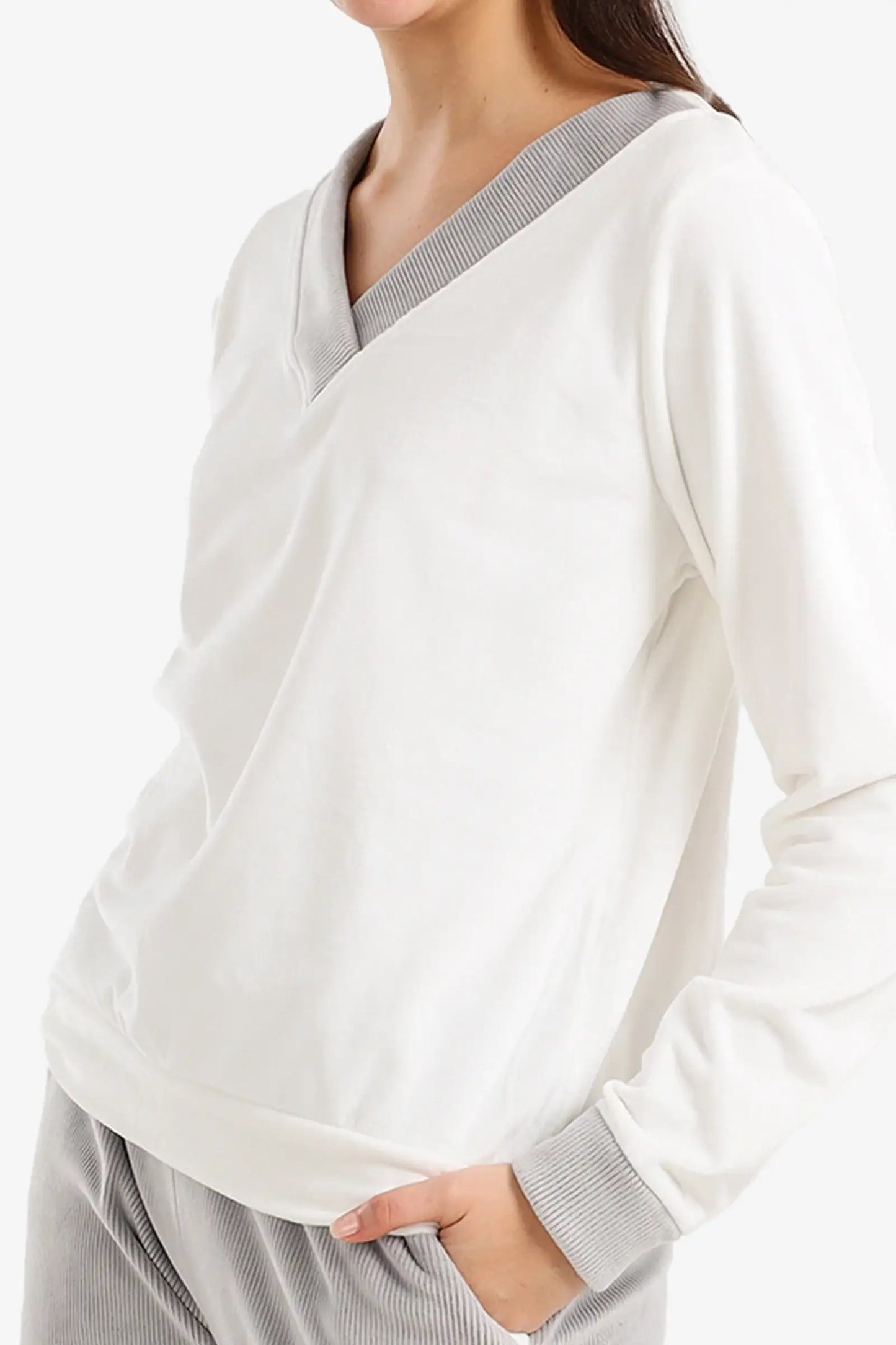 Velvet V-Neck Pyjama Set