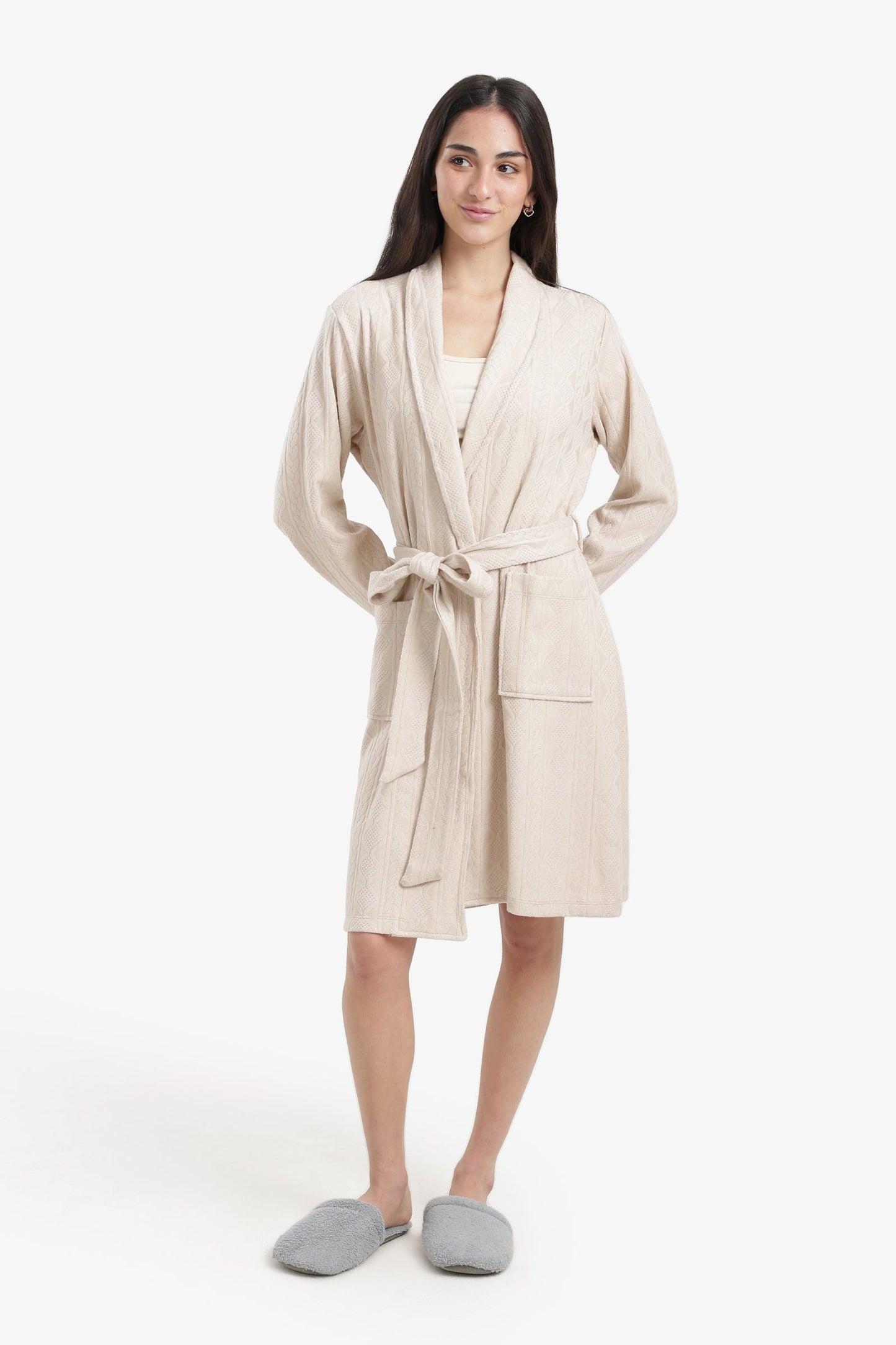 Self-Pattern Relaxed Robe