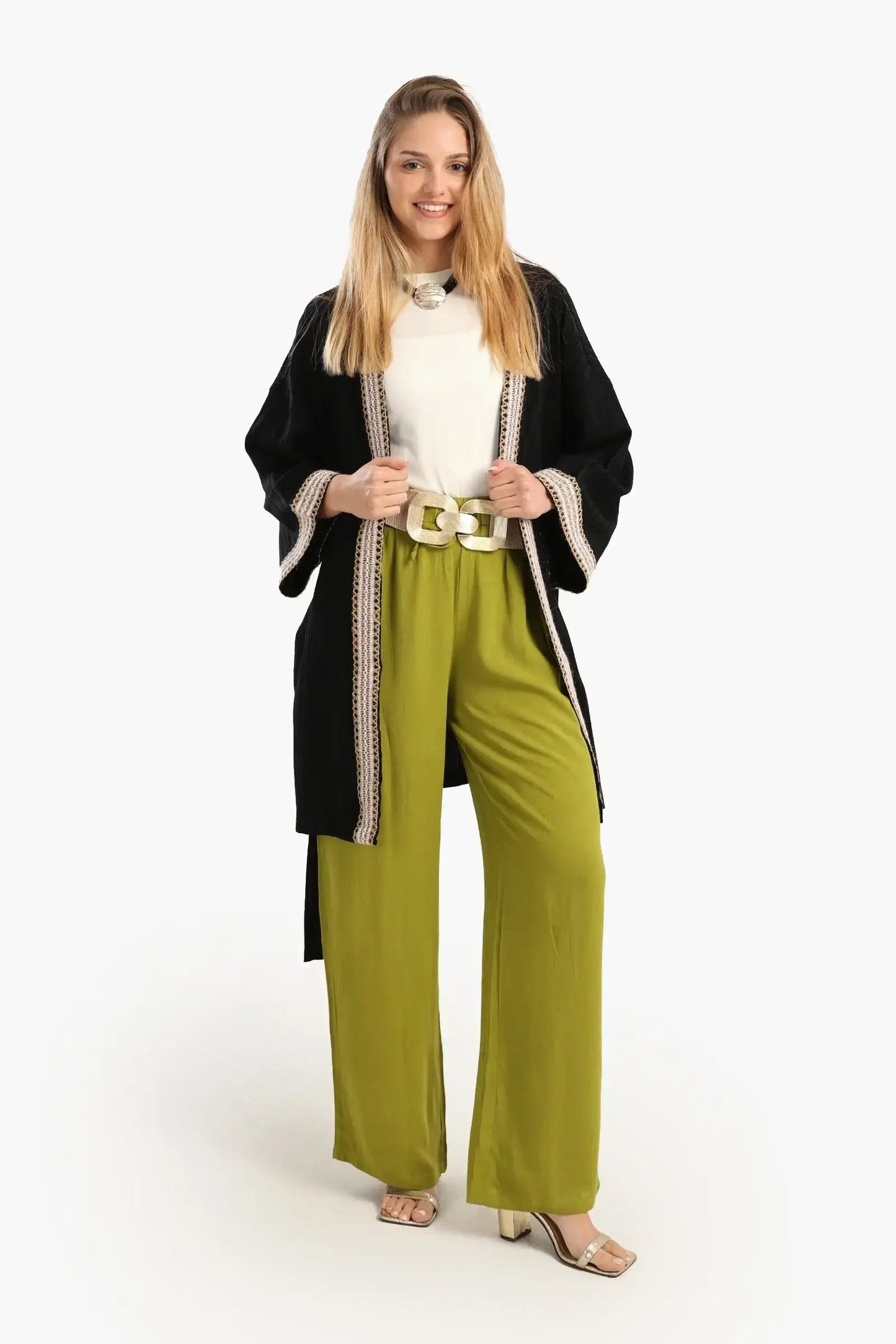 Ribbed Kimono with Embroidery