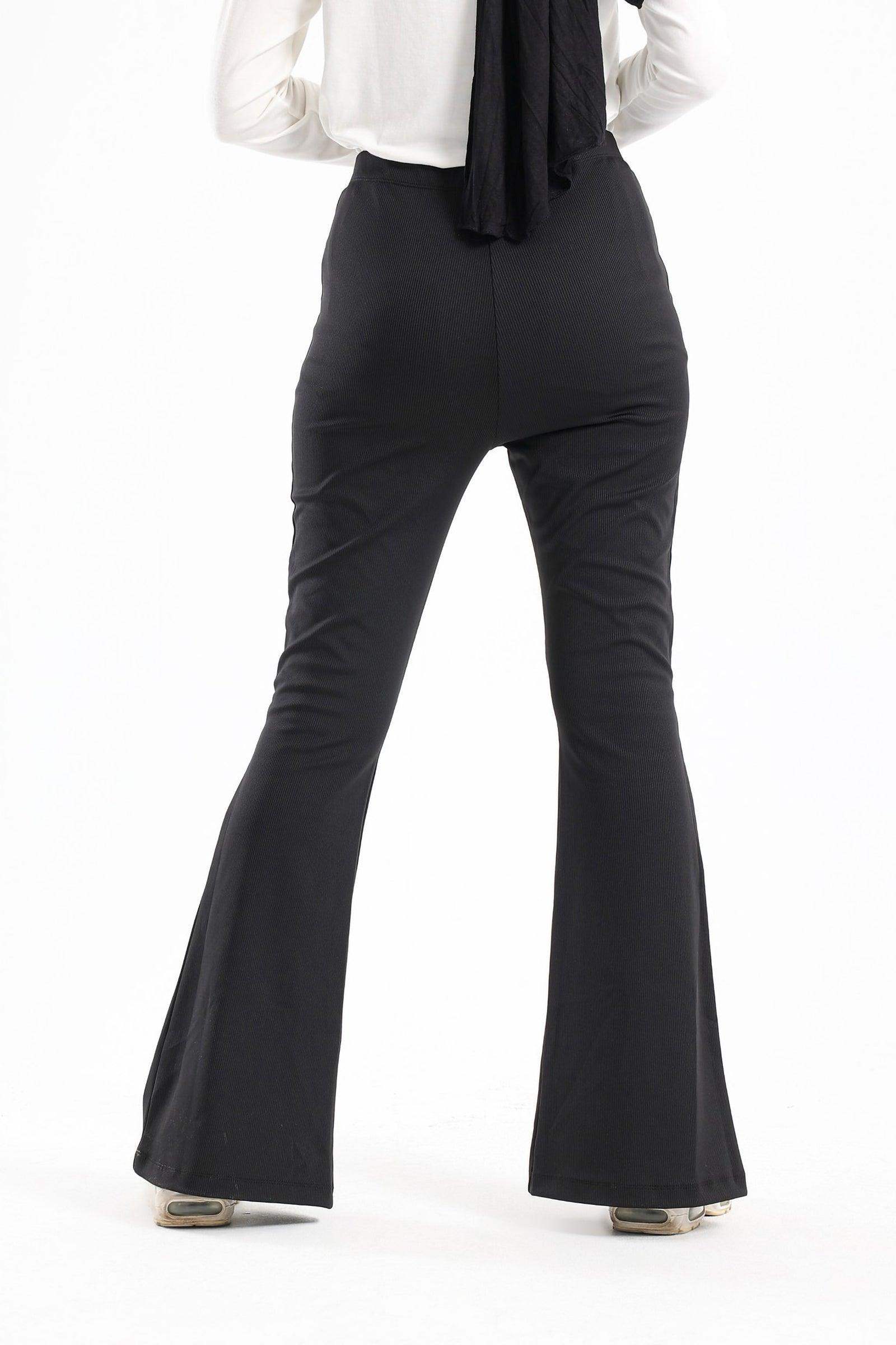 Ribbed Flared Pants With Front Slit - Carina - كارينا