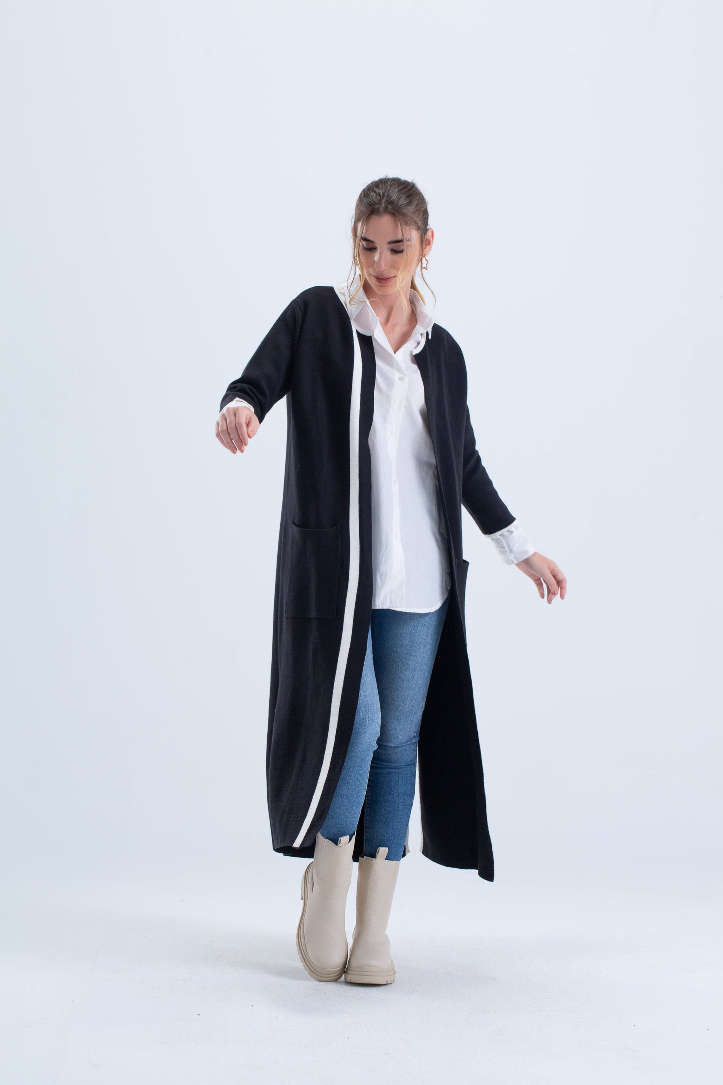Cardigan with Color Contrast Hem